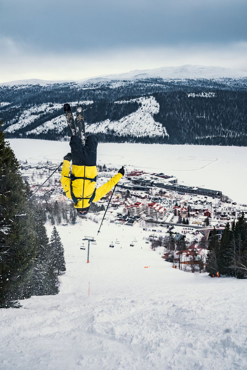 Skidtest: Vinterns bästa all mountain-skidor