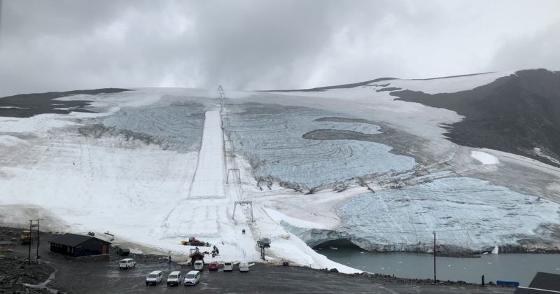Snön är tillbaka på Juvass-glaciären i Norge