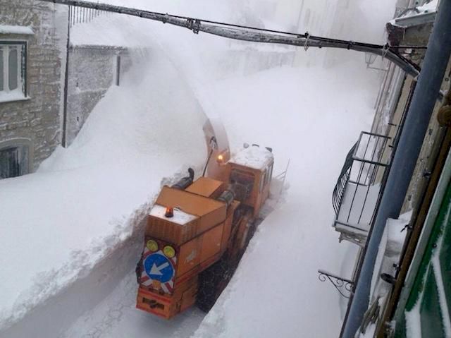 Italien slår snörekord – efter en dags snöande