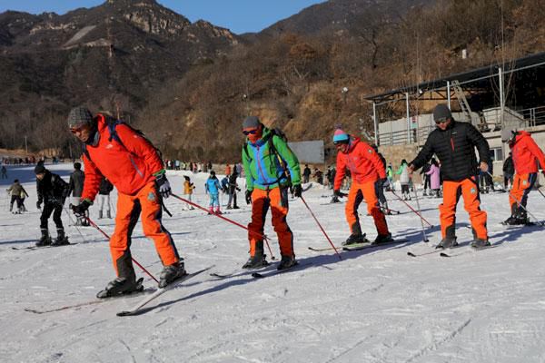 Kina vill bygga världens högst belägna skidort – i Tibet