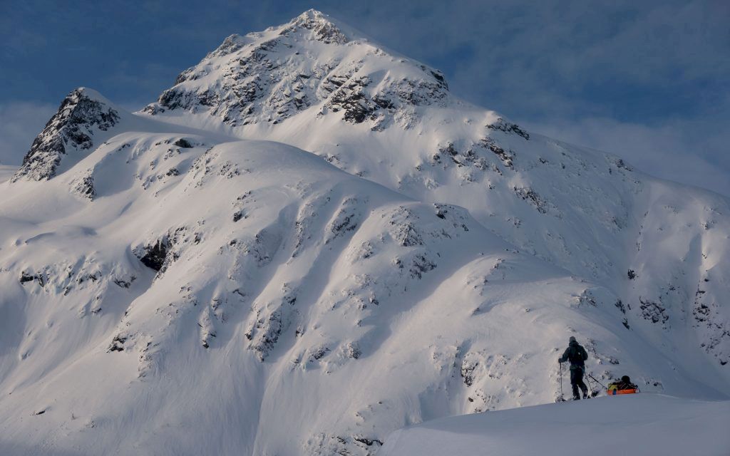 Skidor och pulka på Lofoten. Foto: Johan Kristofers